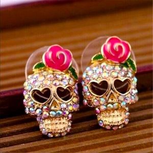 Pink rose skull rhinestone earrings